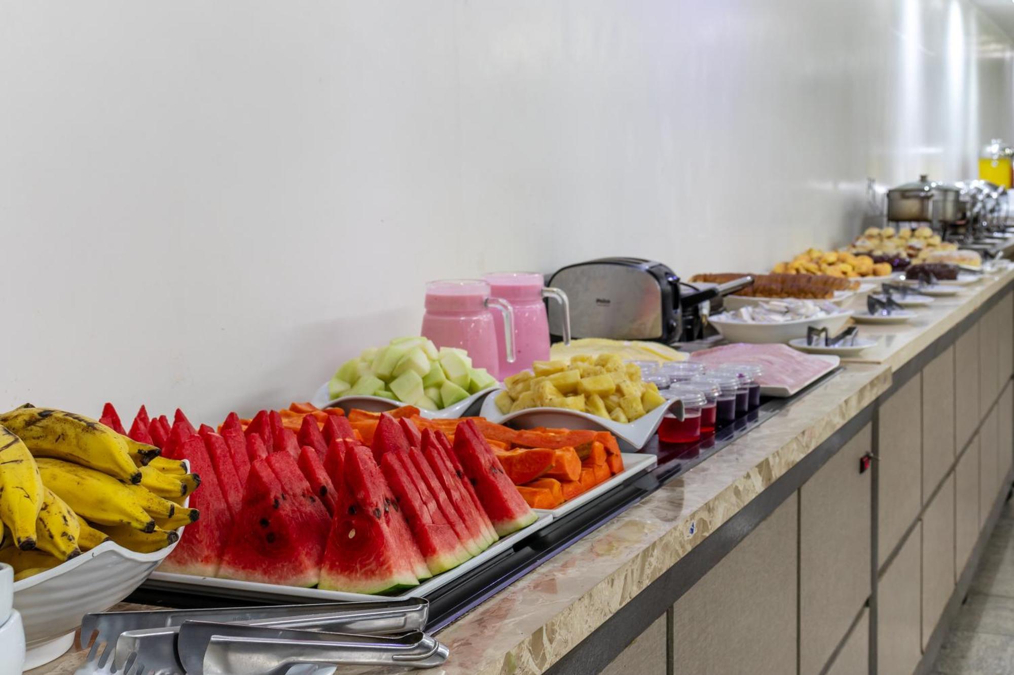Umuarama Plaza Hotel By Castelo Itaipava Гояния Экстерьер фото