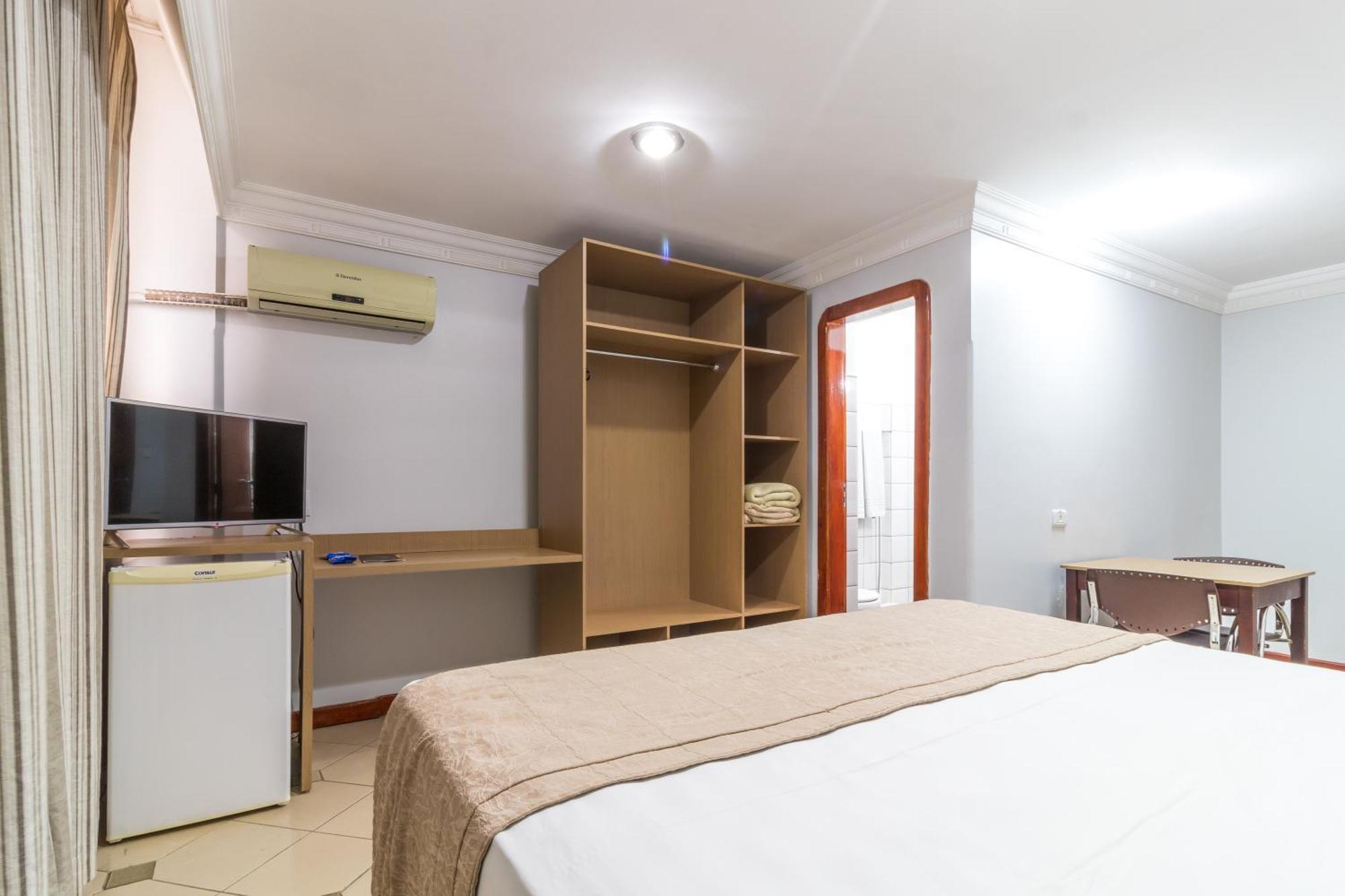 Umuarama Plaza Hotel By Castelo Itaipava Гояния Экстерьер фото